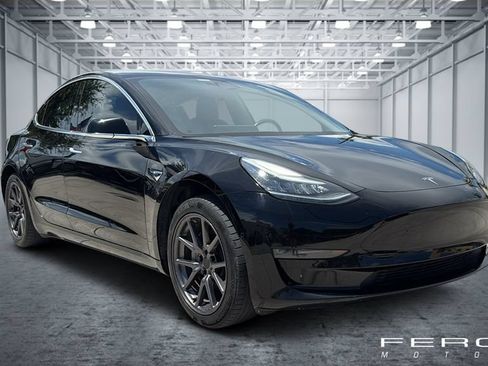 Used 2019 Tesla Model 3 Mid Range RWD image 8
