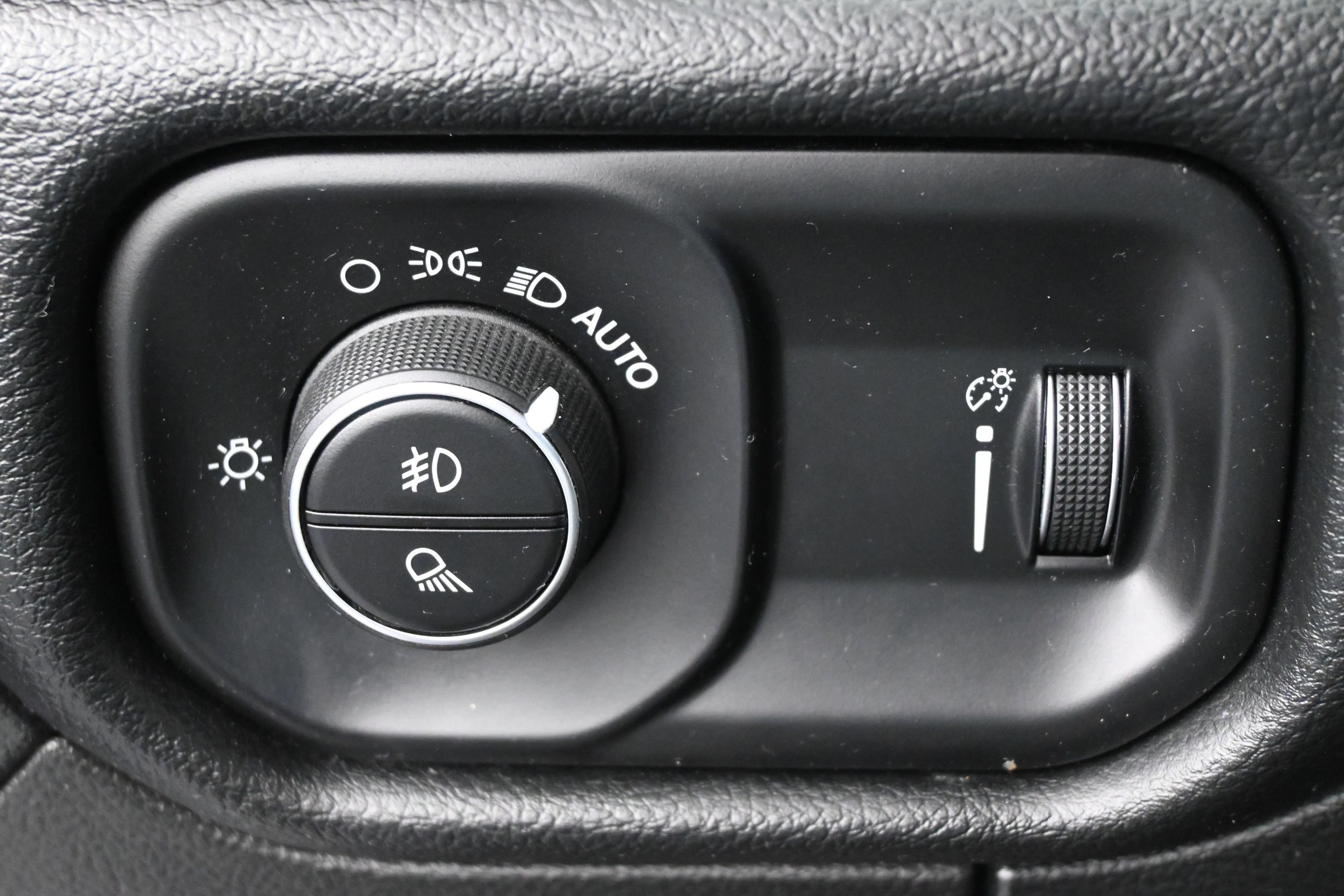 Used 2020 RAM 1500 Lone Star RWD image 20