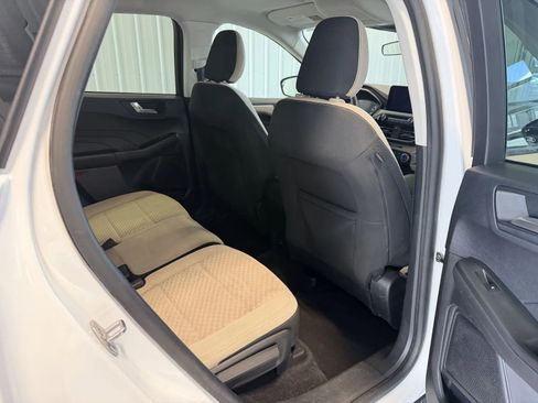 Used 2021 Ford Escape SE AWD/4WD image 17