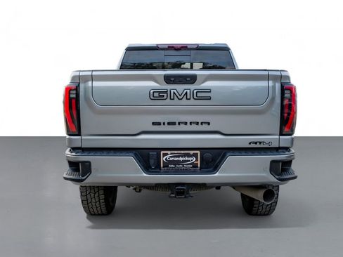 Used 2024 GMC Sierra 2500 AT4 w/ AT4 Premium Plus Package image 8