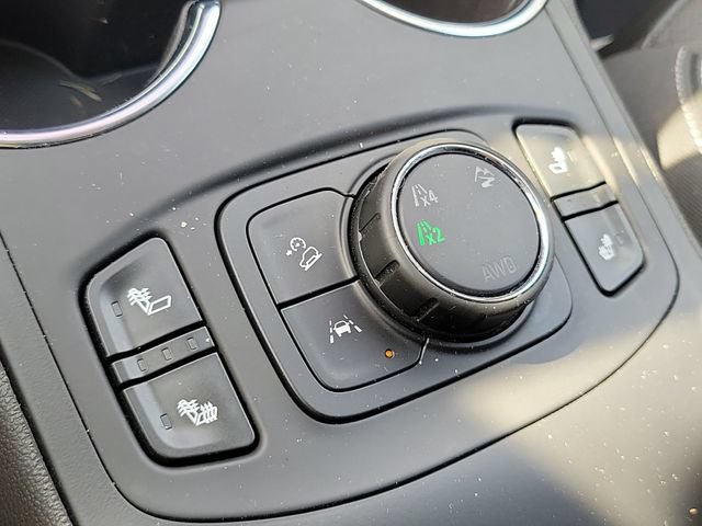 Used 2024 GMC Terrain SLT AWD/4WD image 26