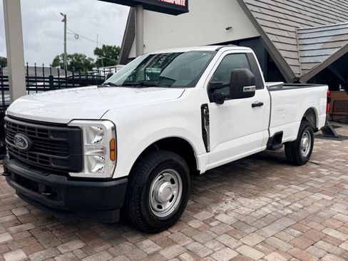 Used 2024 Ford F250 XL w/ 360-Degree Camera Package RWD image 5