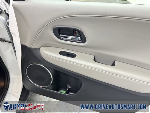 Used 2018 Honda HR-V EX-L image 33