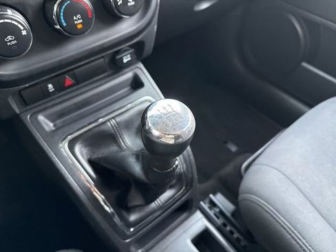 Used 2014 Jeep Patriot Sport image 24