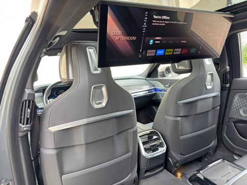 Used 2024 BMW i7 eDrive50 w/ M Sport Package RWD image 50