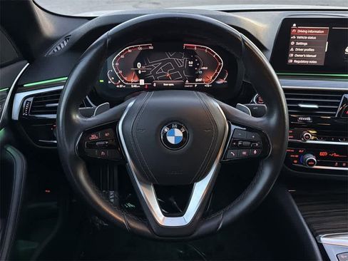 Used 2020 BMW 530i image 13