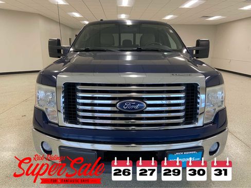 Used 2011 Ford F150 XLT w/ XLT Chrome Pkg image 2