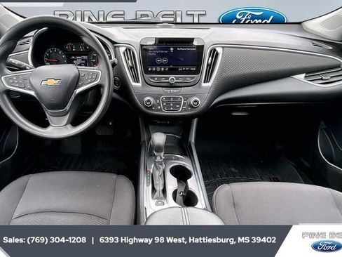 Used 2023 Chevrolet Malibu LT w/ Driver Confidence Package image 13