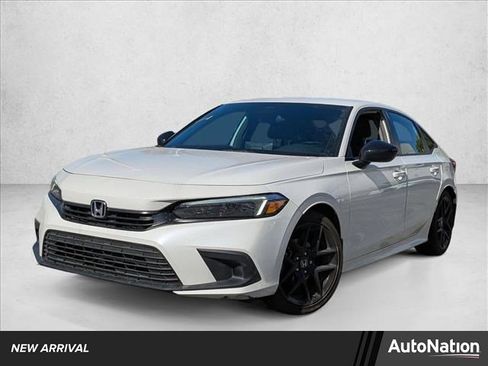 Used 2023 Honda Civic Sport image 1