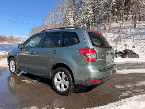 Used 2015 Subaru Forester 2.5i Premium w/ All-Weather Package image 7