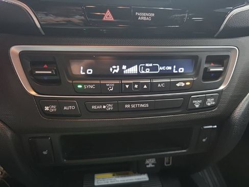 Used 2023 Honda Passport TrailSport image 30