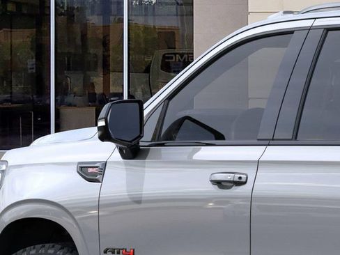 New 2026 GMC Yukon XL AT4 w/ AT4 Premium Plus Package AWD/4WD image 12