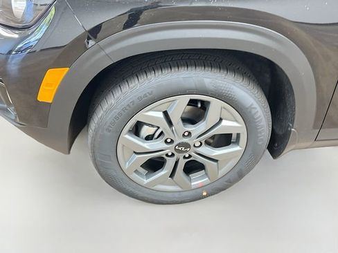 New 2026 Kia Seltos LX image 28