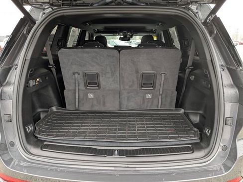 Used 2023 Jeep Grand Cherokee L Laredo image 19