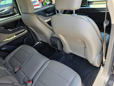 Used 2022 Lincoln Corsair FWD w/ Premium Package image 27