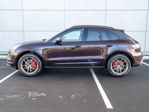New 2026 Porsche Macan S image 2