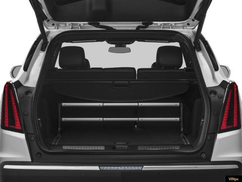 Used 2020 Cadillac XT5 Premium Luxury FWD image 9