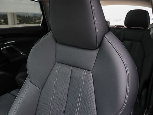 Used 2025 Audi Q5 Premium Plus w/ Premium Plus AWD/4WD image 34