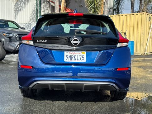 Used 2025 Nissan Leaf S image 11