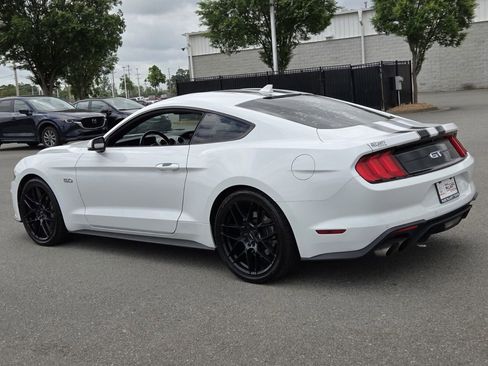 Used 2022 Ford Mustang GT Premium w/ Equipment Group 401A RWD image 3