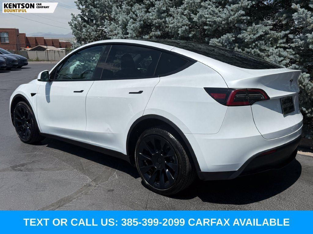 Used 2023 Tesla Model Y Long Range AWD/4WD image 6