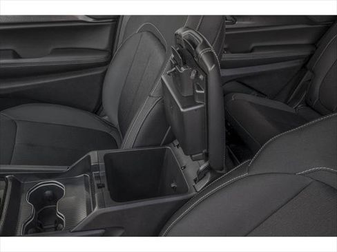 Certified 2025 Jeep Grand Cherokee L Limited AWD/4WD image 44