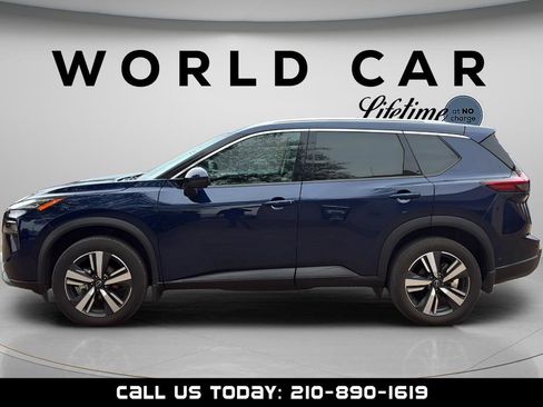 Used 2024 Nissan Rogue SL w/ SL Premium Package FWD image 12