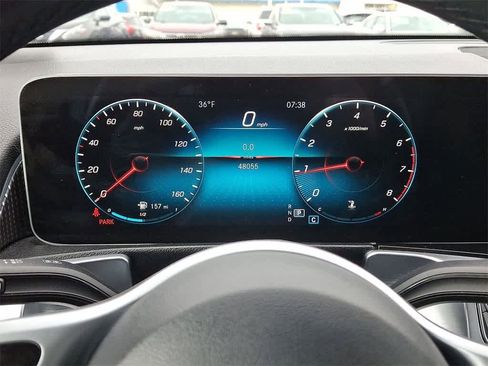 Used 2021 Mercedes-Benz GLB 250 4MATIC image 13