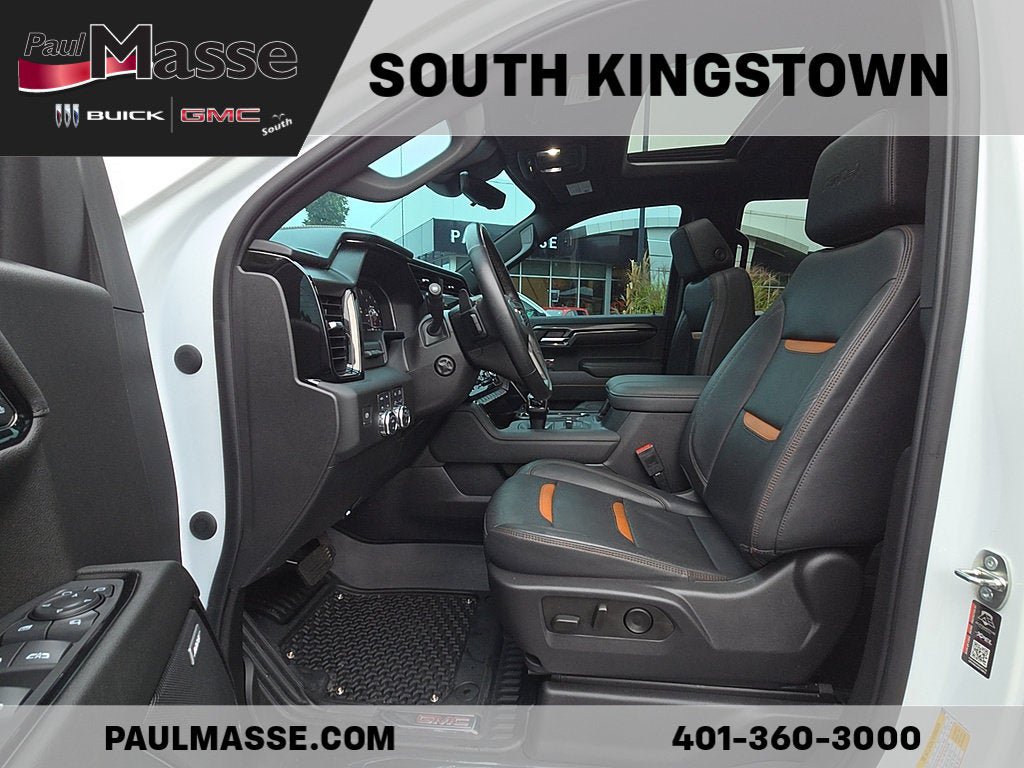 Used 2024 GMC Sierra 1500 AT4 w/ Technology Package AWD/4WD image 17