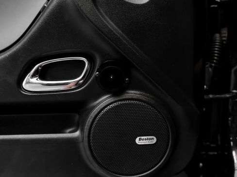 Used 2012 Chevrolet Camaro SS RWD image 41