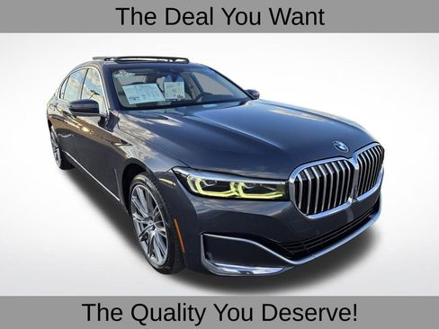 Used 2020 BMW 740i w/ Premium Package image 1