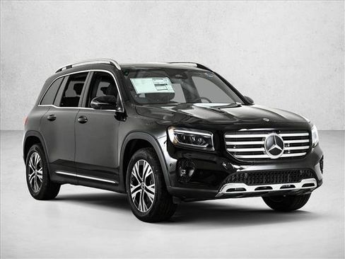 New 2026 Mercedes-Benz GLB 250 4MATIC image 3