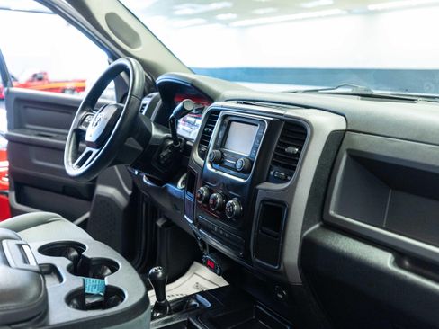 Used 2014 RAM 2500 Tradesman w/ Chrome Appearance Group AWD/4WD image 15