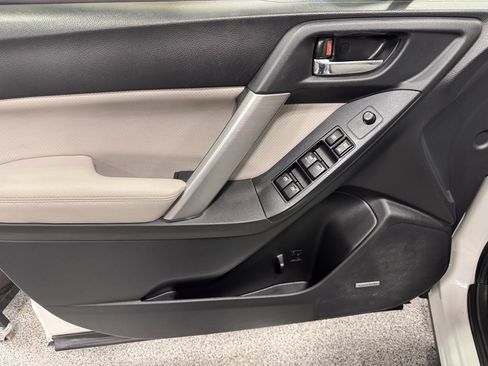 Used 2014 Subaru Forester 2.5i Touring image 23