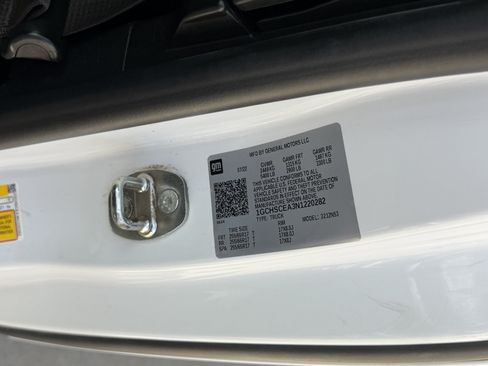 Used 2022 Chevrolet Colorado LT w/ Fleet Safety Package RWD image 25
