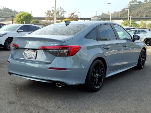 Used 2024 Honda Civic Sport image 4