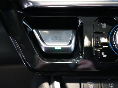 New 2026 GMC Sierra 3500 Denali w/ Denali Reserve Package image 25