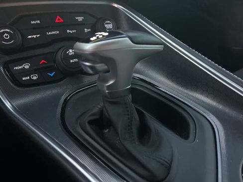 Used 2018 Dodge Challenger SRT w/ Technology Group image 48