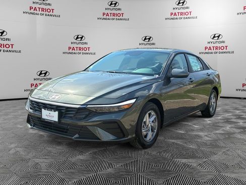 New 2026 Hyundai Elantra SE image 7