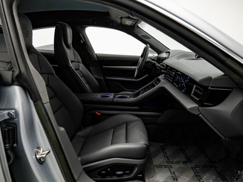 Used 2023 Porsche Taycan Turbo S w/ Premium Package image 43