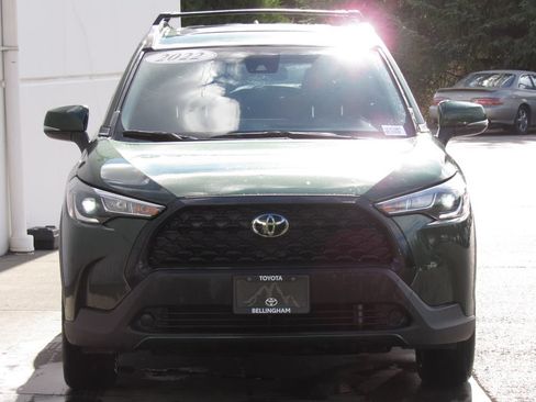 Used 2022 Toyota Corolla Cross LE w/ Moonroof Package AWD/4WD image 3