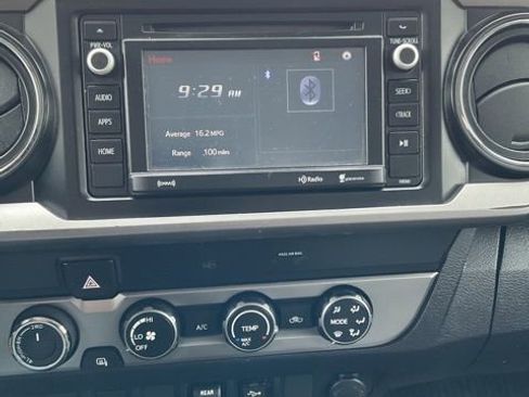 Used 2019 Toyota Tacoma SR5 image 19