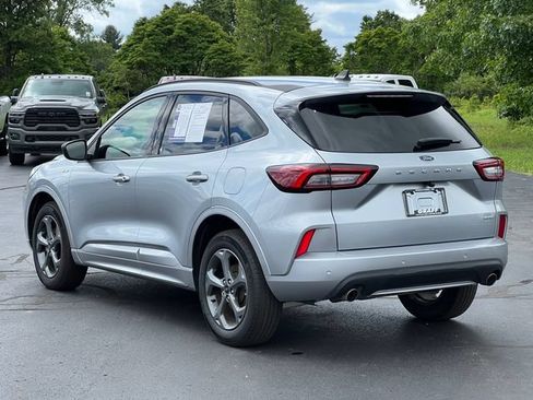 Used 2023 Ford Escape ST-Line w/ Tech Pack #1 AWD/4WD image 10