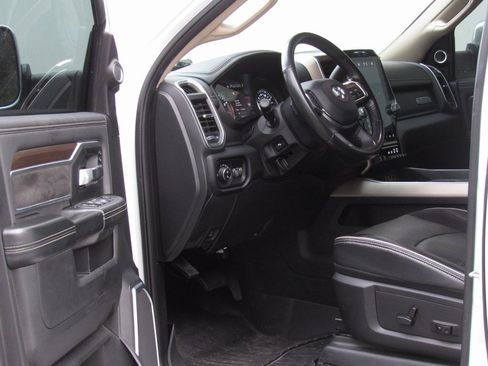 Used 2022 RAM 2500 Laramie image 14