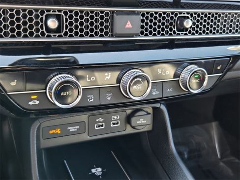 Certified 2024 Honda Civic Sport Touring image 19