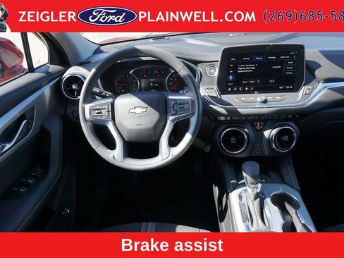 Used 2023 Chevrolet Blazer LT w/ Convenience Package FWD image 13