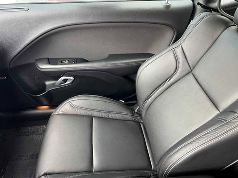 Used 2023 Dodge Challenger R/T Scat Pack image 10