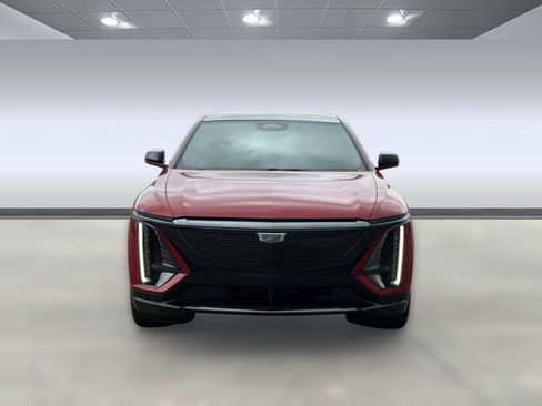 Certified 2024 Cadillac Lyriq Sport AWD/4WD image 6