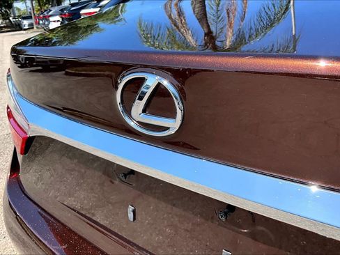 Used 2017 Lexus ES 350 w/ Luxury Package FWD image 31
