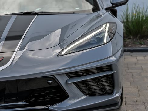 Used 2025 Chevrolet Corvette Stingray Preferred Cpe w/ Stealth Interior Trim Package RWD image 5
